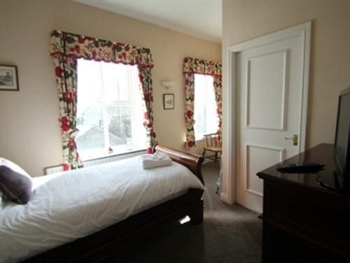 The Three Acres Inn & Restaurant Huddersfield Esterno foto